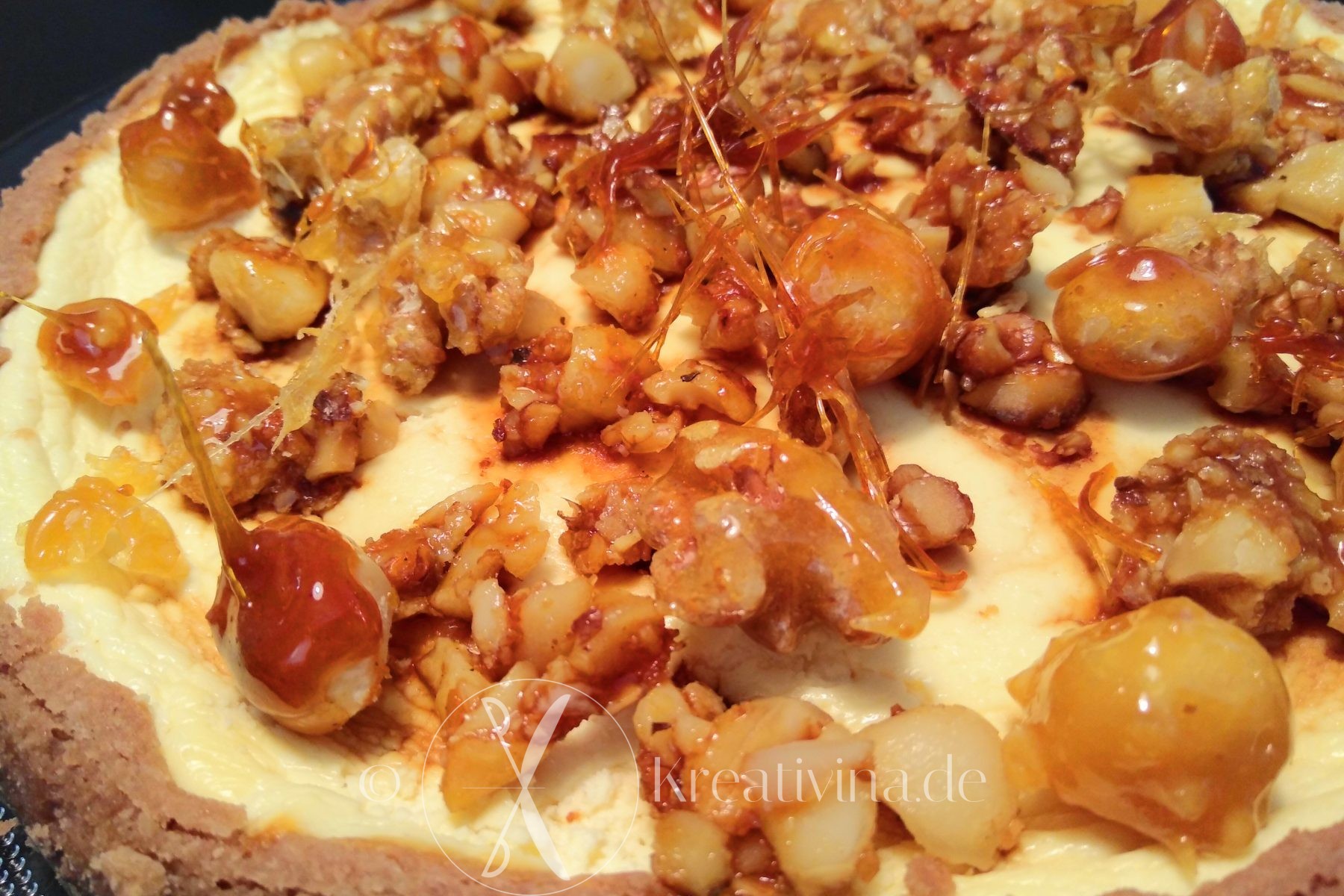 Cheesecake mit karamellisierten Macadamianüssen | Kreativina.de